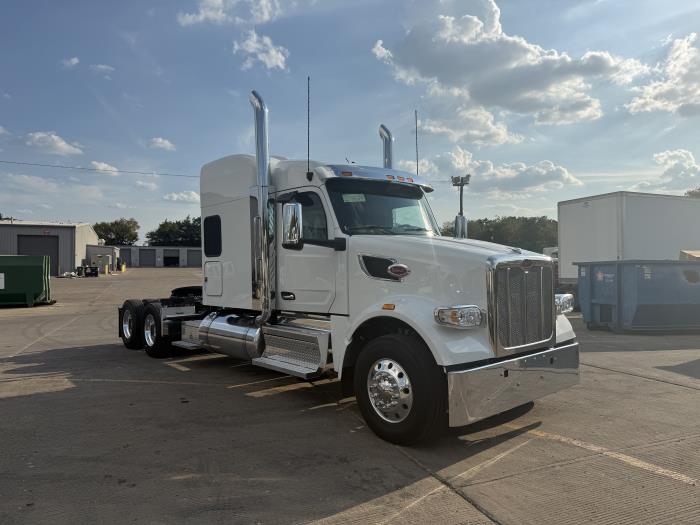 2027 Peterbilt 567-11