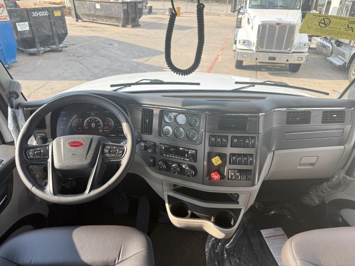 2027 Peterbilt 567-50