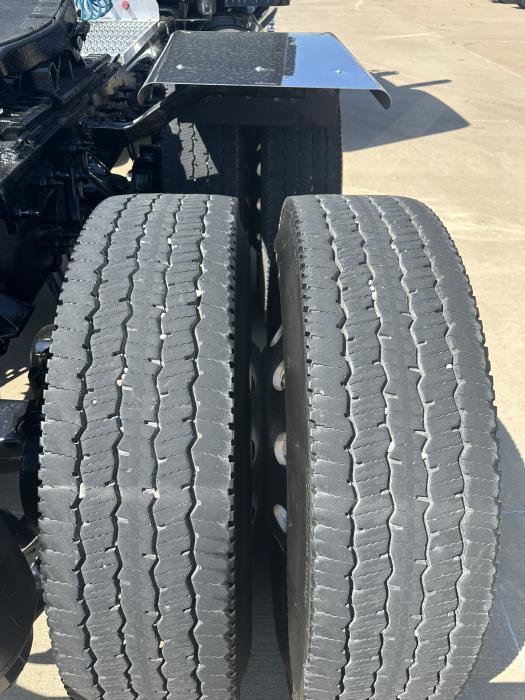 2026 Peterbilt 589-17