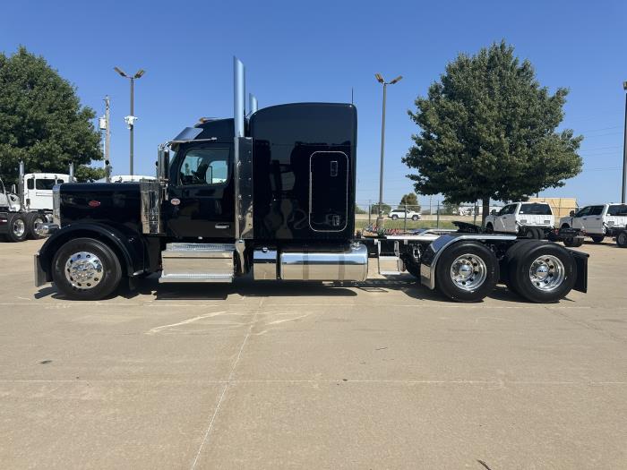 2026 Peterbilt 589-6