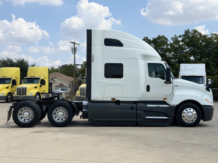2021 International LT625-3