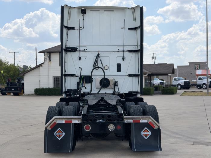 2021 International LT625-5