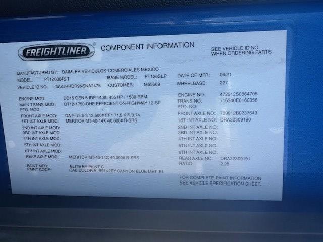 2022 Freightliner Cascadia-16