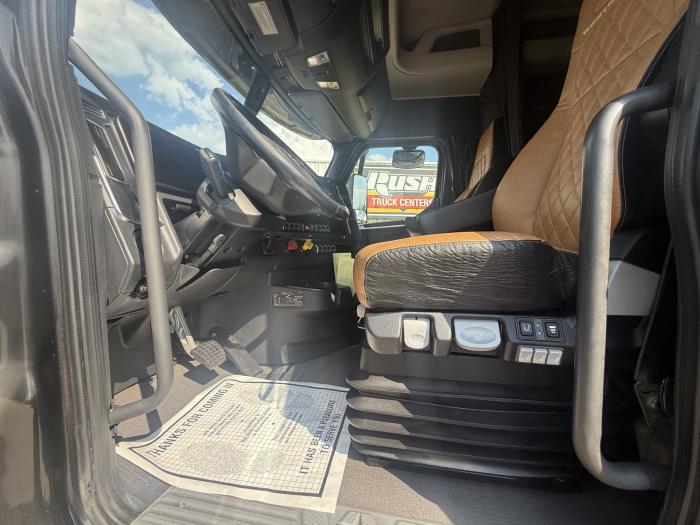 2024 Western Star 5700 XE-9
