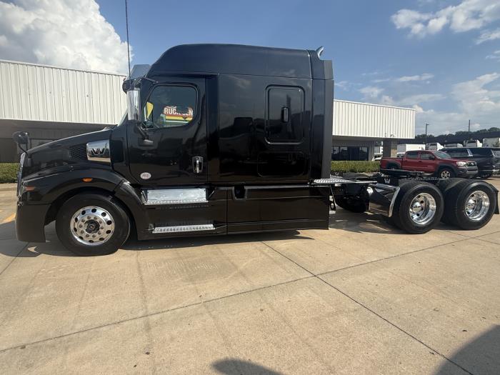 2024 Western Star 5700 XE-4