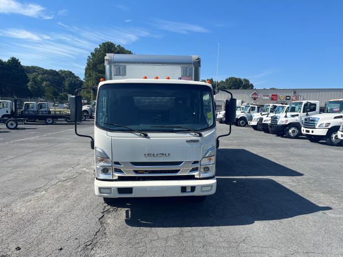 2027 Isuzu NPR-HD-9