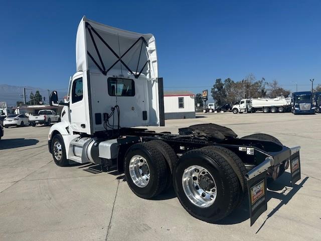 2022 Peterbilt 579-16