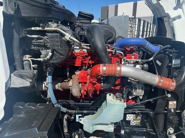 2022 Peterbilt 579-17