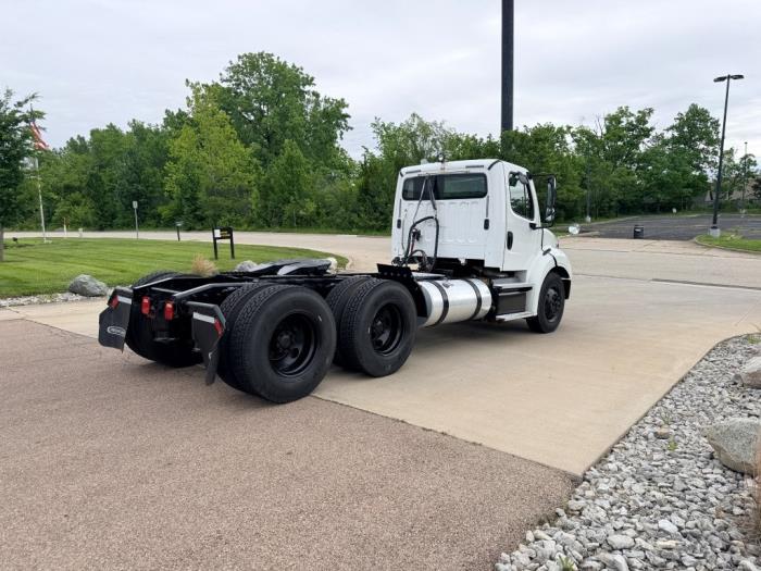2020 Freightliner Business Class M2 106-4