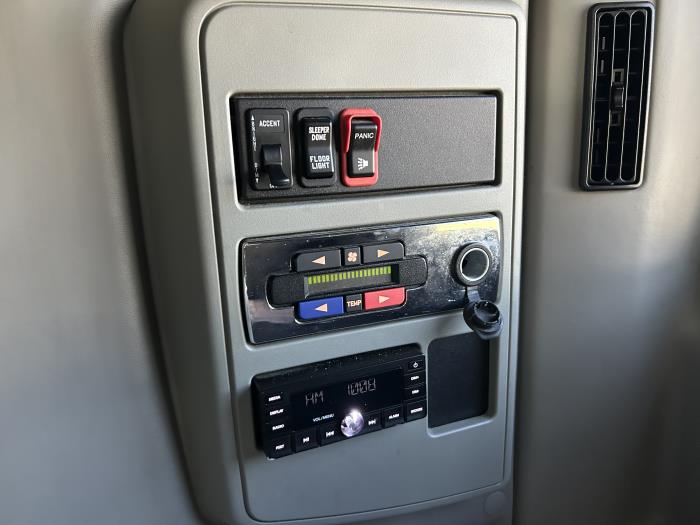 2021 International LT625-16