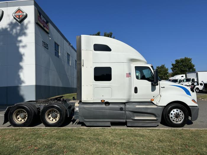 2021 International LT625-7