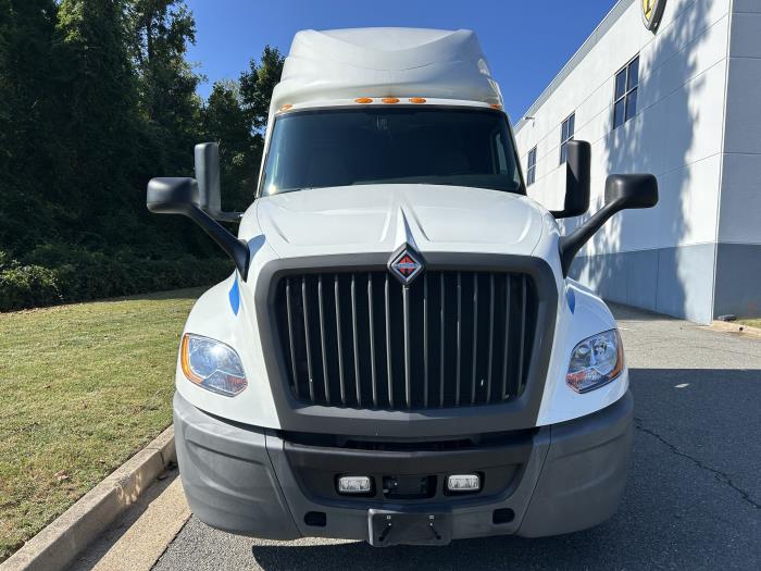 2021 International LT625-1