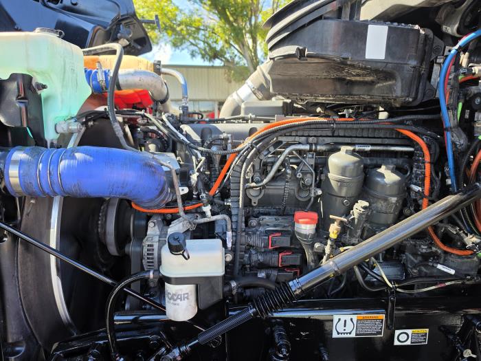 2024 Peterbilt 567-8