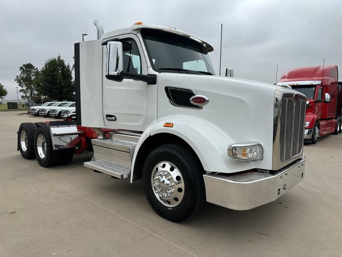 2023 Peterbilt 567-1
