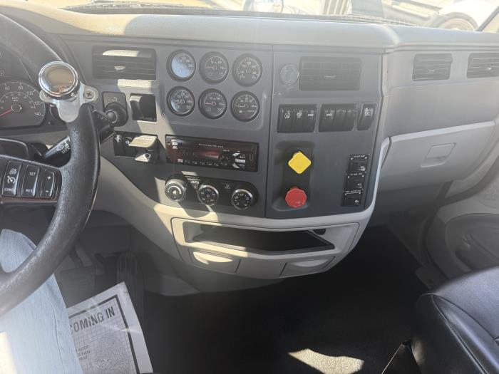2019 Peterbilt 579-5