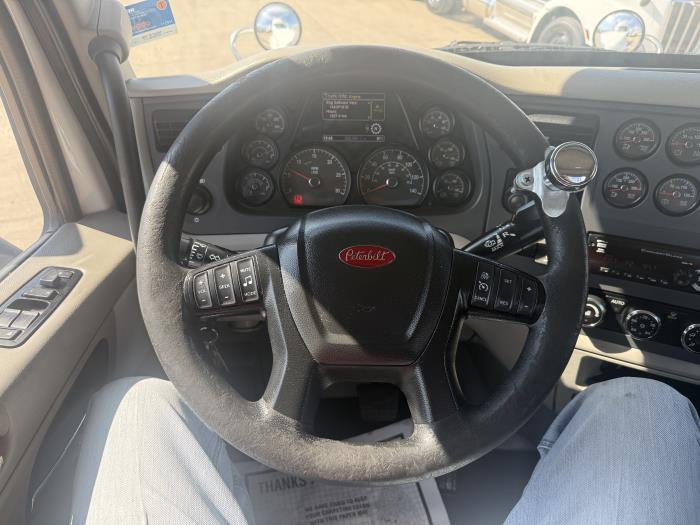 2019 Peterbilt 579-6