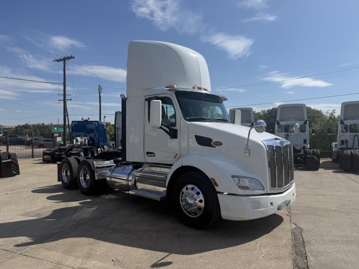 2019 Peterbilt 579-2