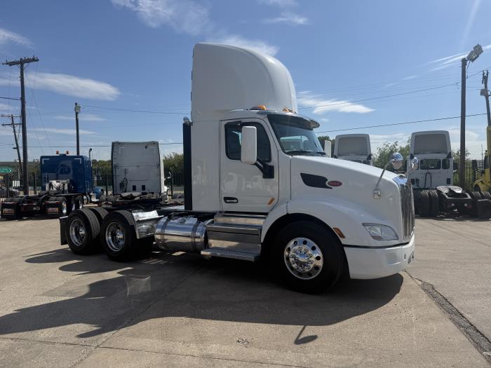 2019 Peterbilt 579-17