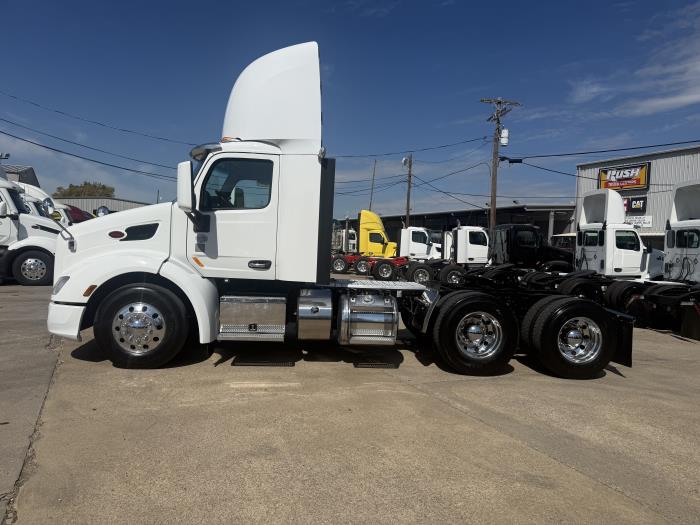 2019 Peterbilt 579-25