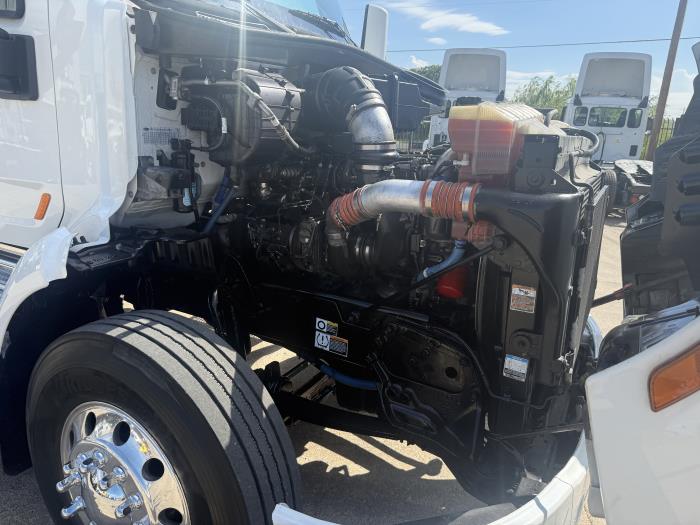 2019 Peterbilt 579-27