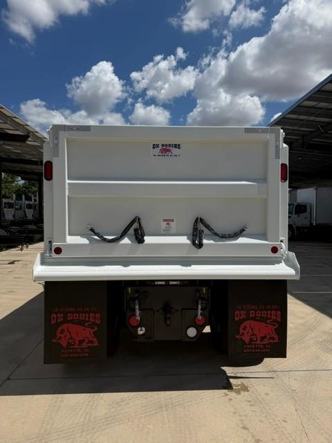 2027 Peterbilt 548-5