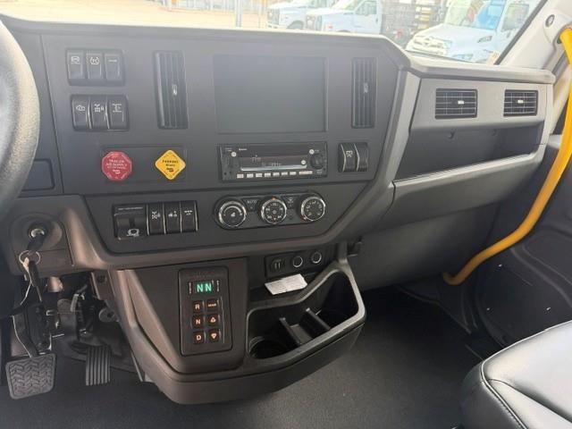 2027 Peterbilt 548-14