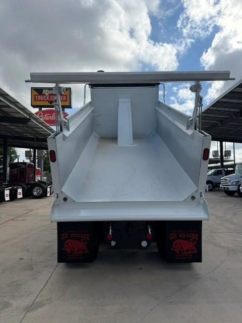 2027 Peterbilt 548-10