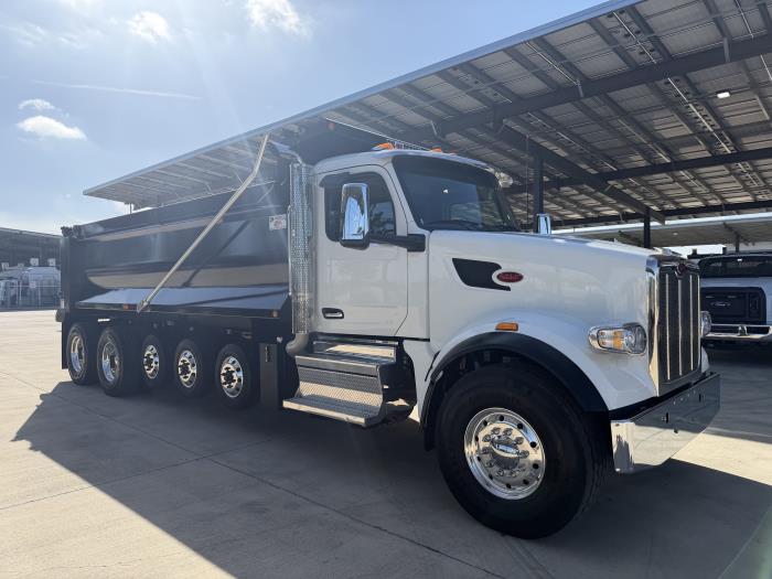 2027 Peterbilt 567-8
