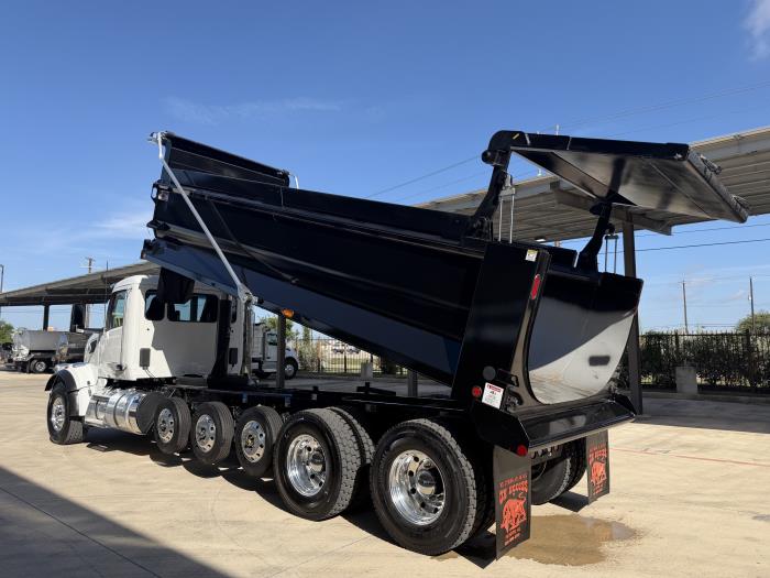 2027 Peterbilt 567-15