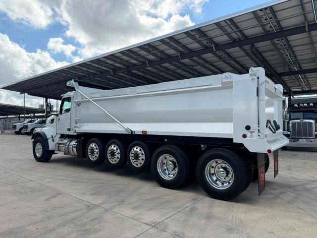 2027 Peterbilt 567-4