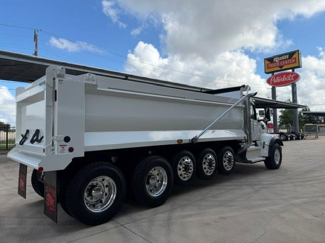 2027 Peterbilt 567-6