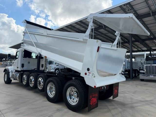 2027 Peterbilt 567-14