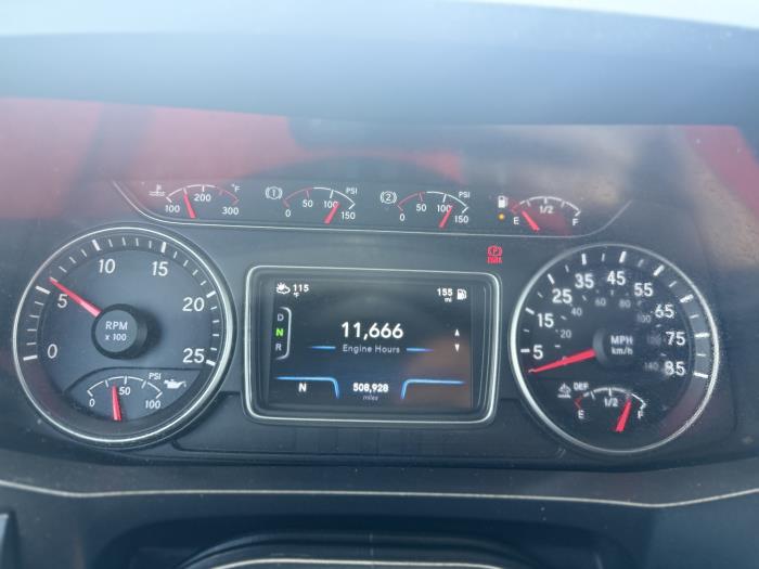2022 International LT625-21
