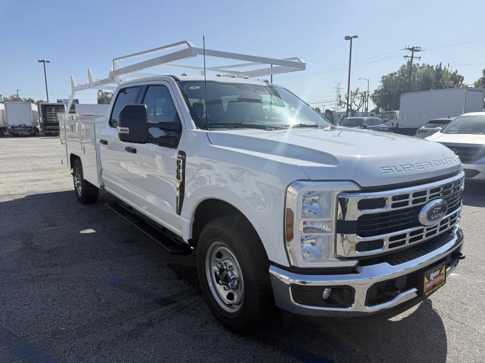 2027 Ford F-350-6