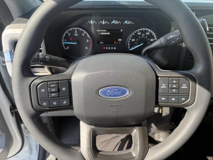 2027 Ford F-350-35