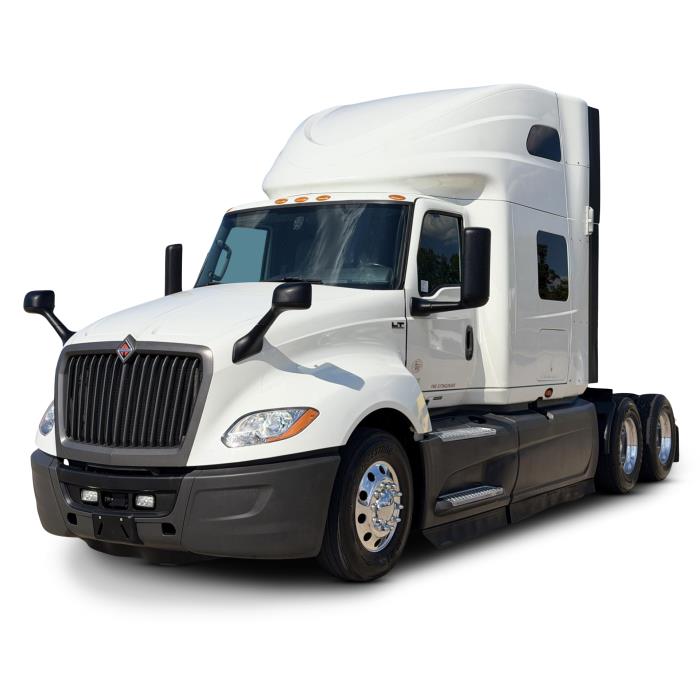 2022 International LT625-0