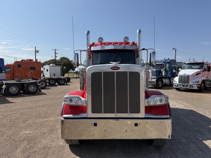 2024 Peterbilt 389-7