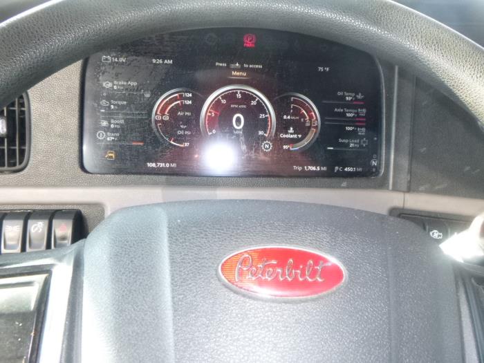 2024 Peterbilt 389-17
