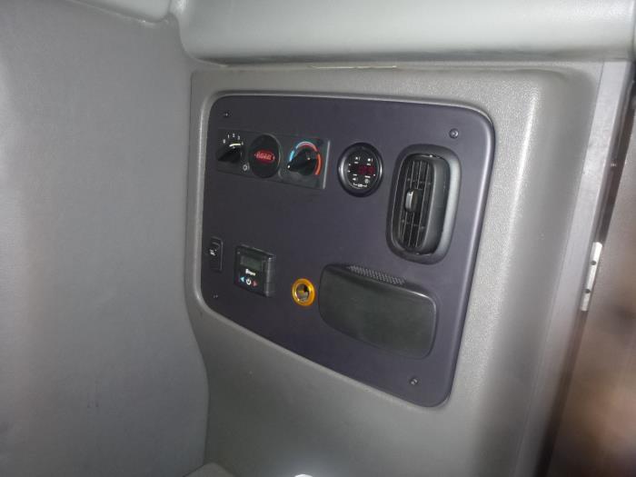 2024 Peterbilt 389-23