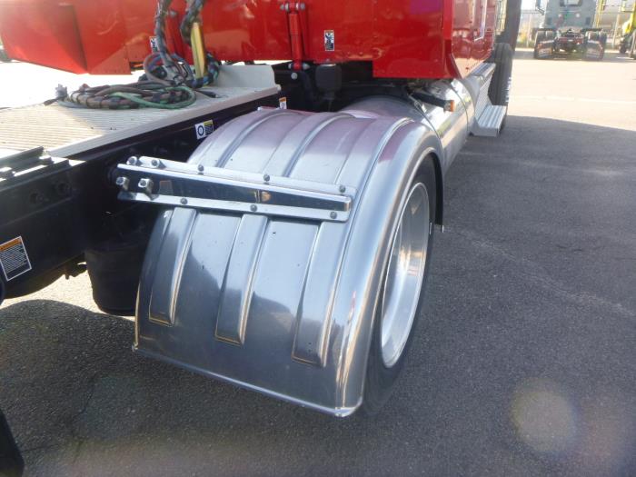 2024 Peterbilt 389-36