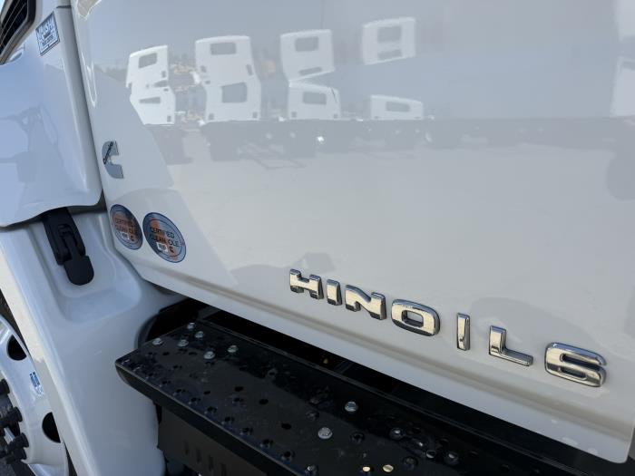 2027 Hino L6-8