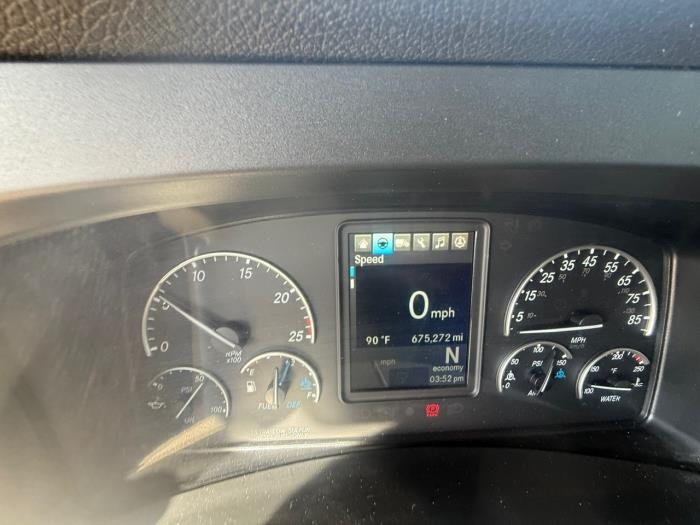 2019 Freightliner Cascadia-10