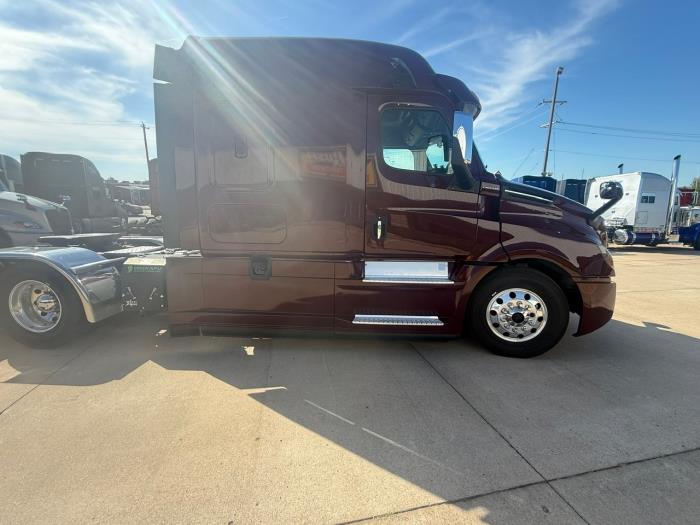 2019 Freightliner Cascadia-4