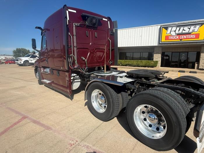 2019 Freightliner Cascadia-5