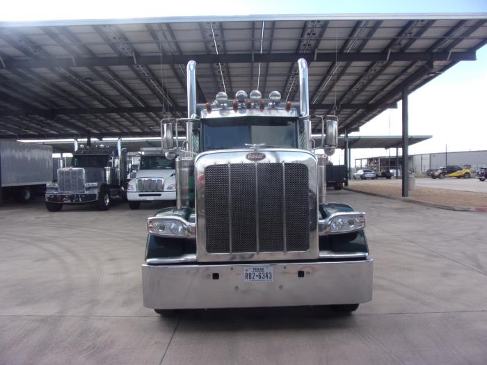 2022 Peterbilt 389-1