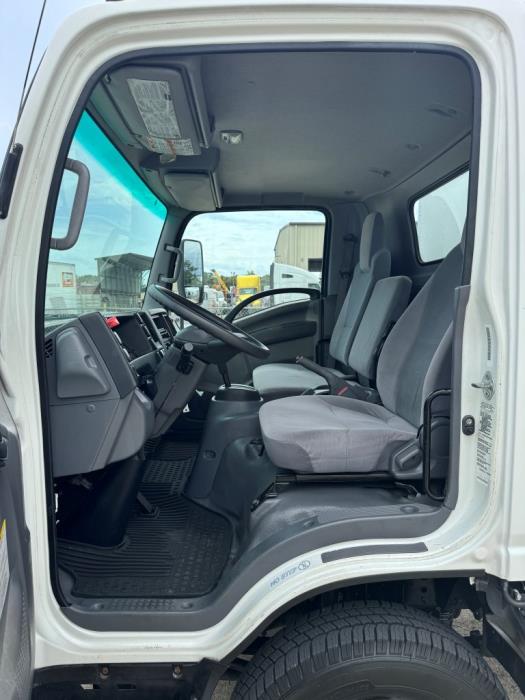2019 Isuzu NPR-11
