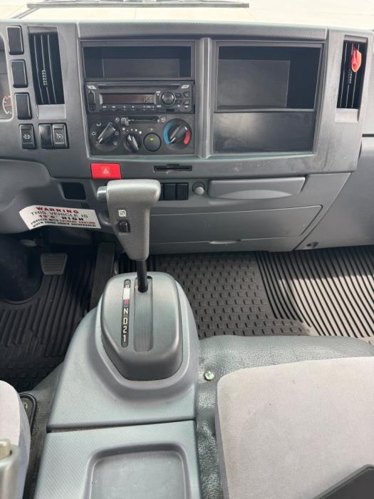 2019 Isuzu NPR-19
