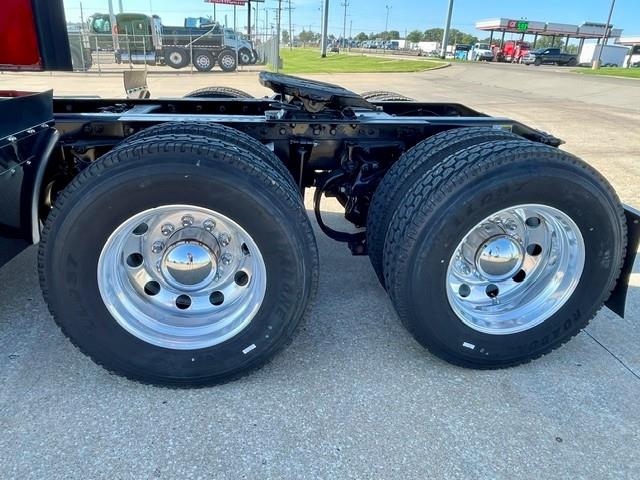 2020 Peterbilt 579-4