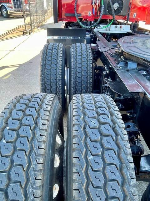 2020 Peterbilt 579-5