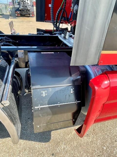 2020 Peterbilt 579-10